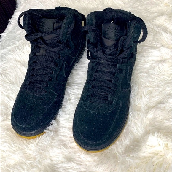 Nike Air Force 1 High LV8 - Picture 3 of 6